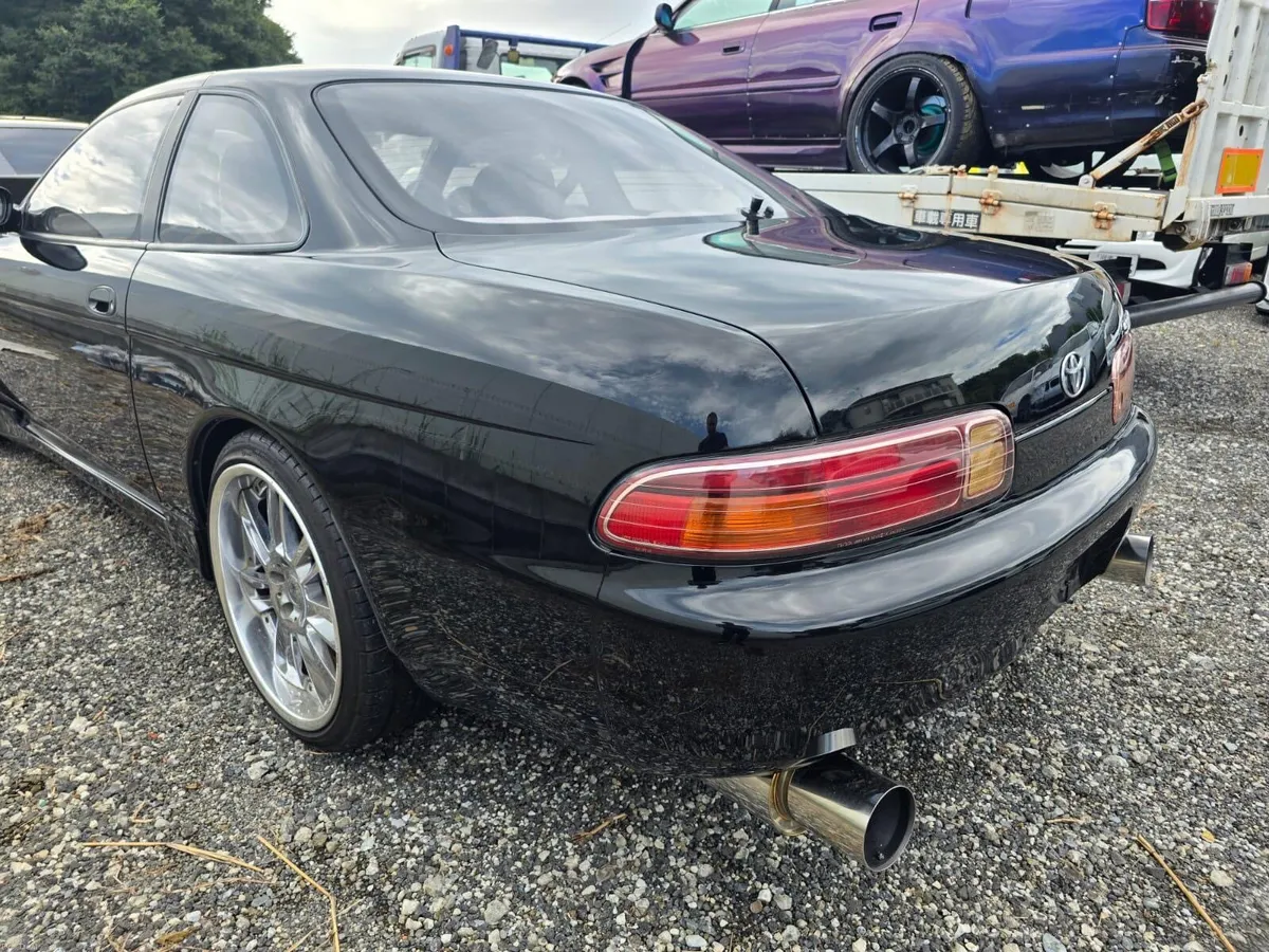 Toyota Soarer 1-JZ Factory Manual - Image 4