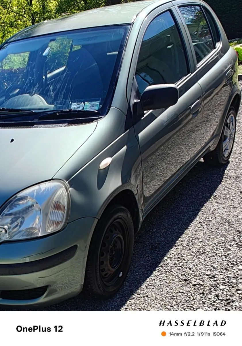 Toyota Yaris 2004 - Image 3