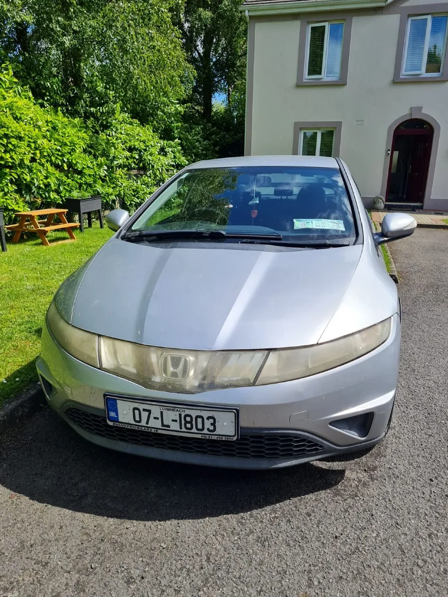 Honda Civic 2007 - Image 2