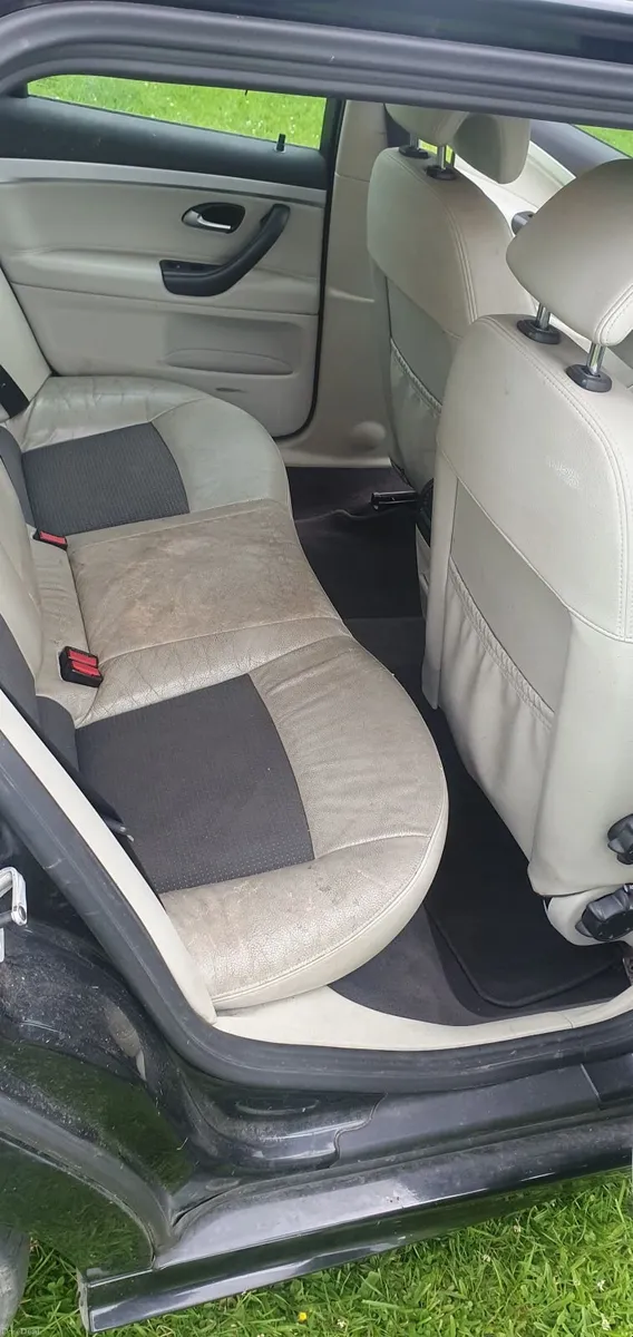 Saab 9-3 2008 - Image 2