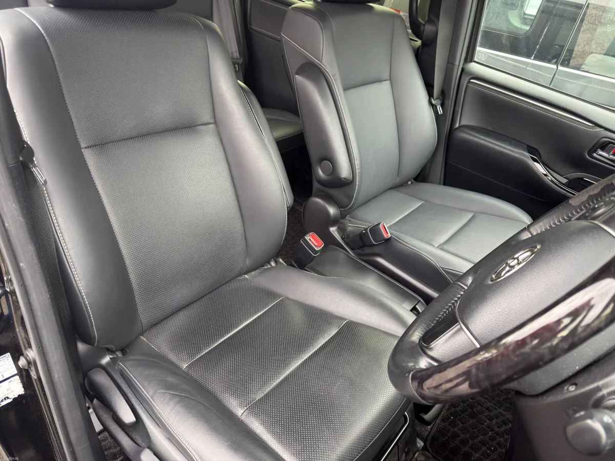 Toyota Esquire- Luxury 7 seater- High spec - Image 6