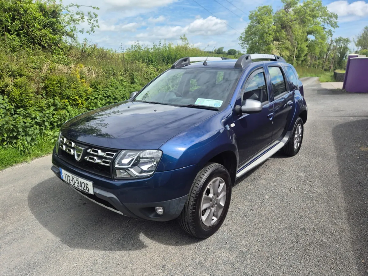 Dacia Duster SIGNATURE 1.5 DCI 110 4 4DR - Image 1