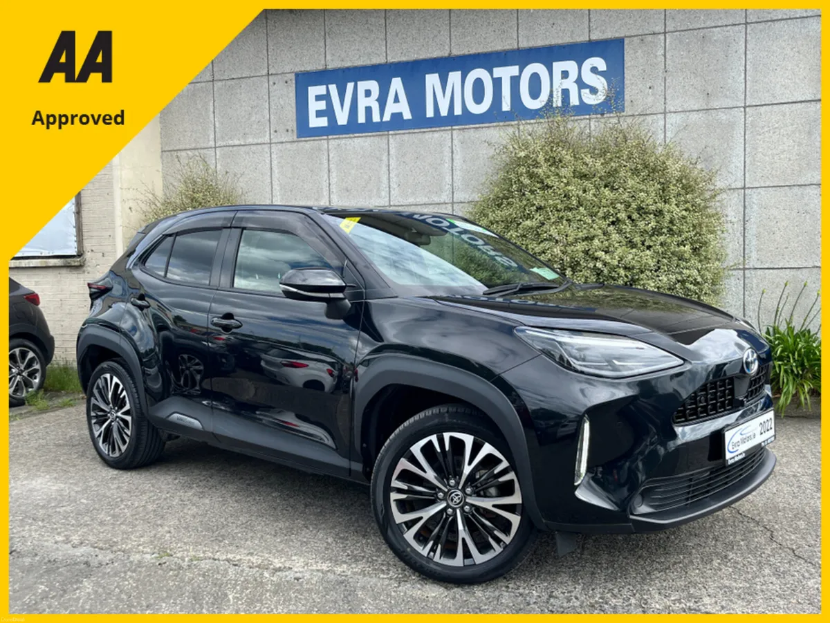 Toyota Yaris Cross Z HYBRID AUTOMATIC 1.5 PETROL / - Image 1