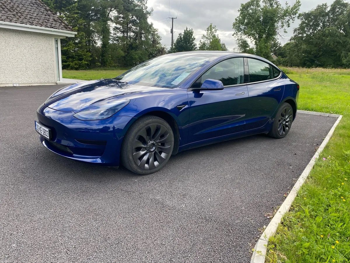 Tesla Model 3 , SR, LFP battery - Image 3