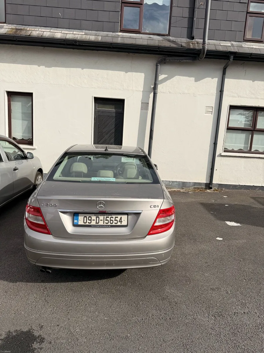Mercedes c class elegance - Image 2
