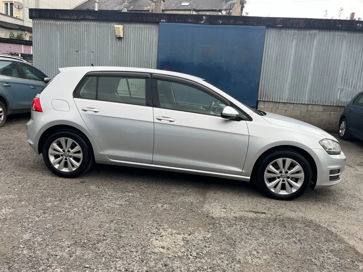 Volkswagen Golf 2015, COMFORTLINE, AUTOMATIC - Image 2