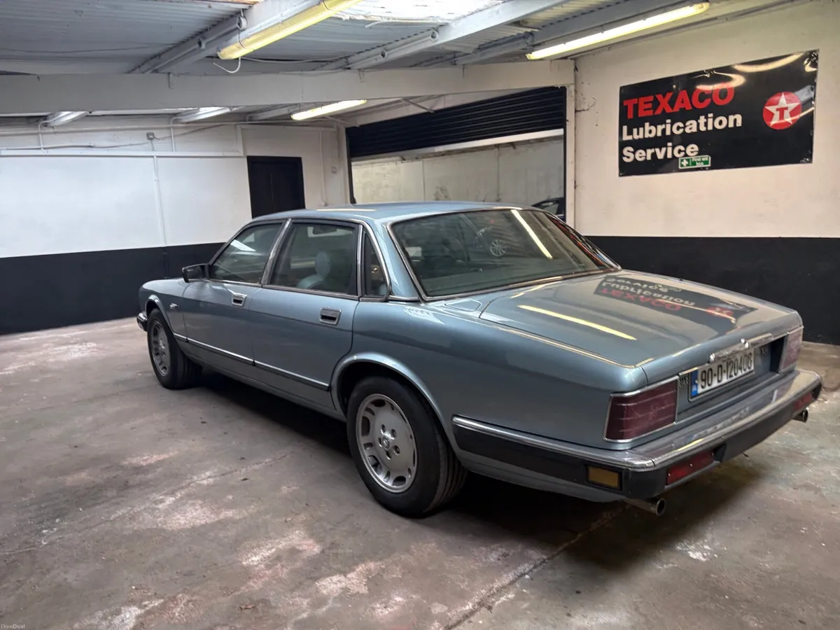 1990-Jaguar-XJ6 -2.9 litre - Image 6