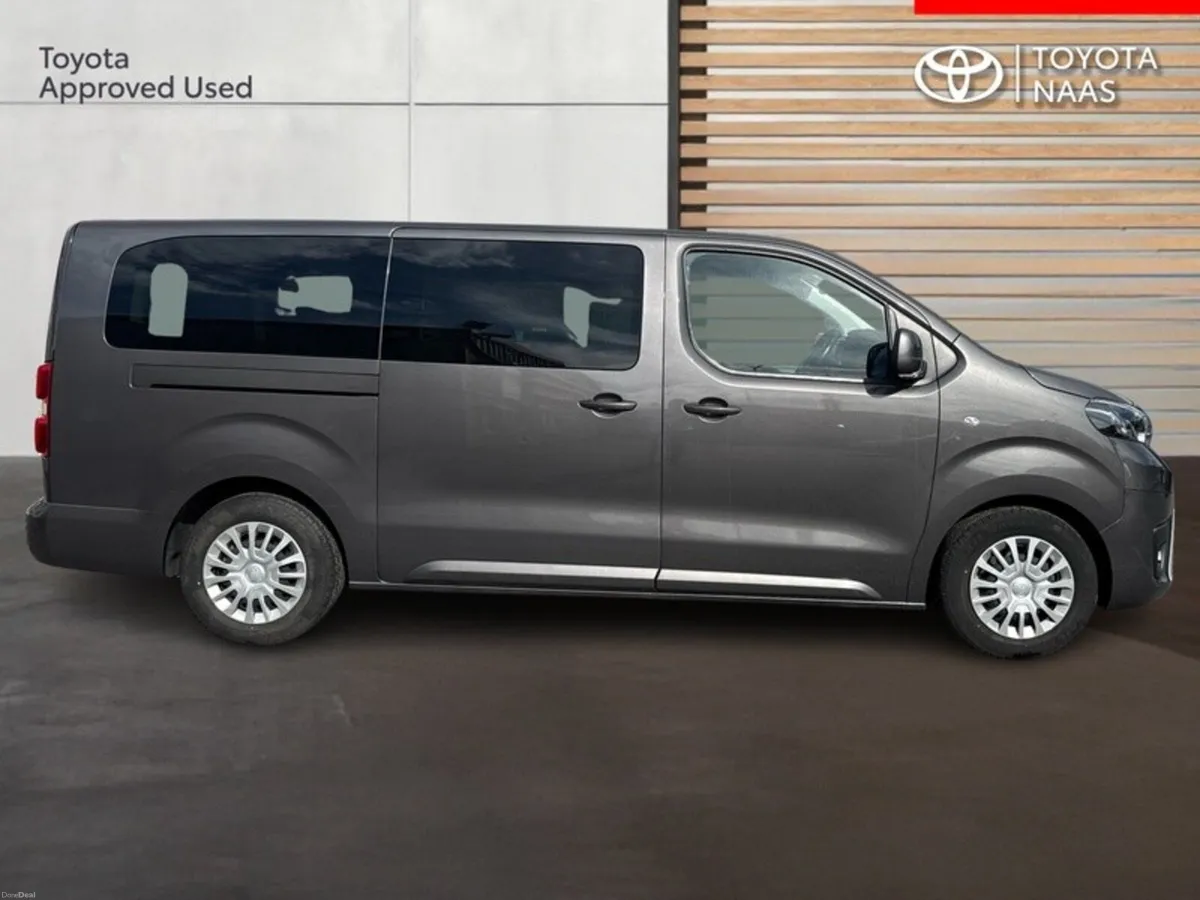 Toyota Proace PROACE VERSO SHUTTLE LWB - Image 3