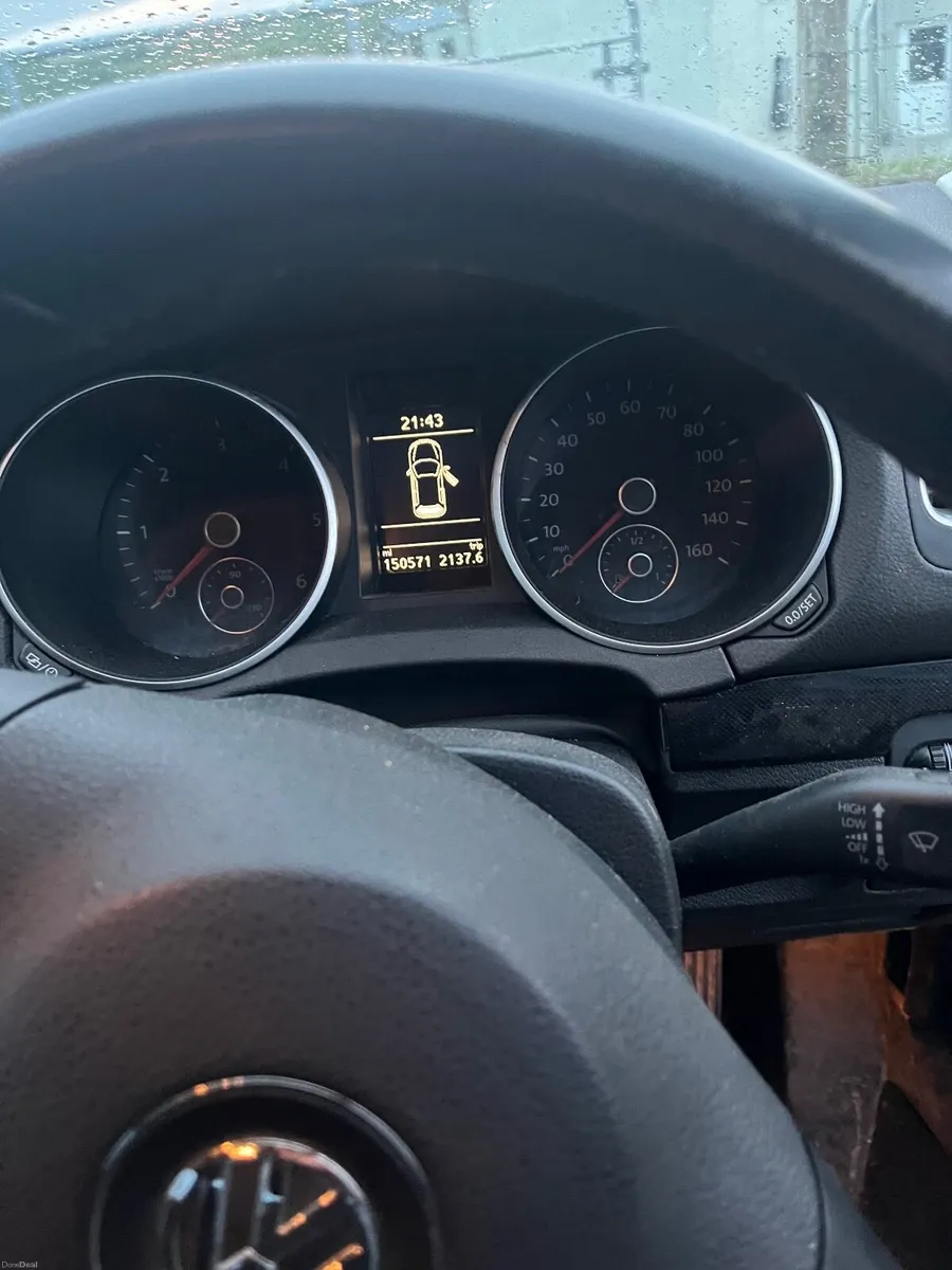 Volkswagen Golf 2012 - Image 3