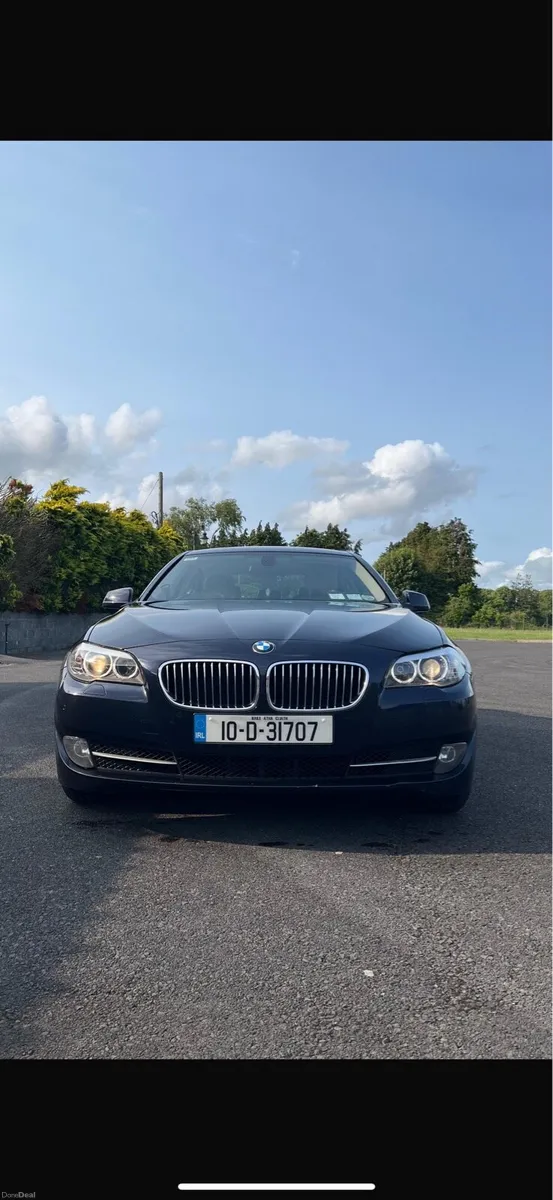 BMW 5-series 2010 520d Automatic - Image 3