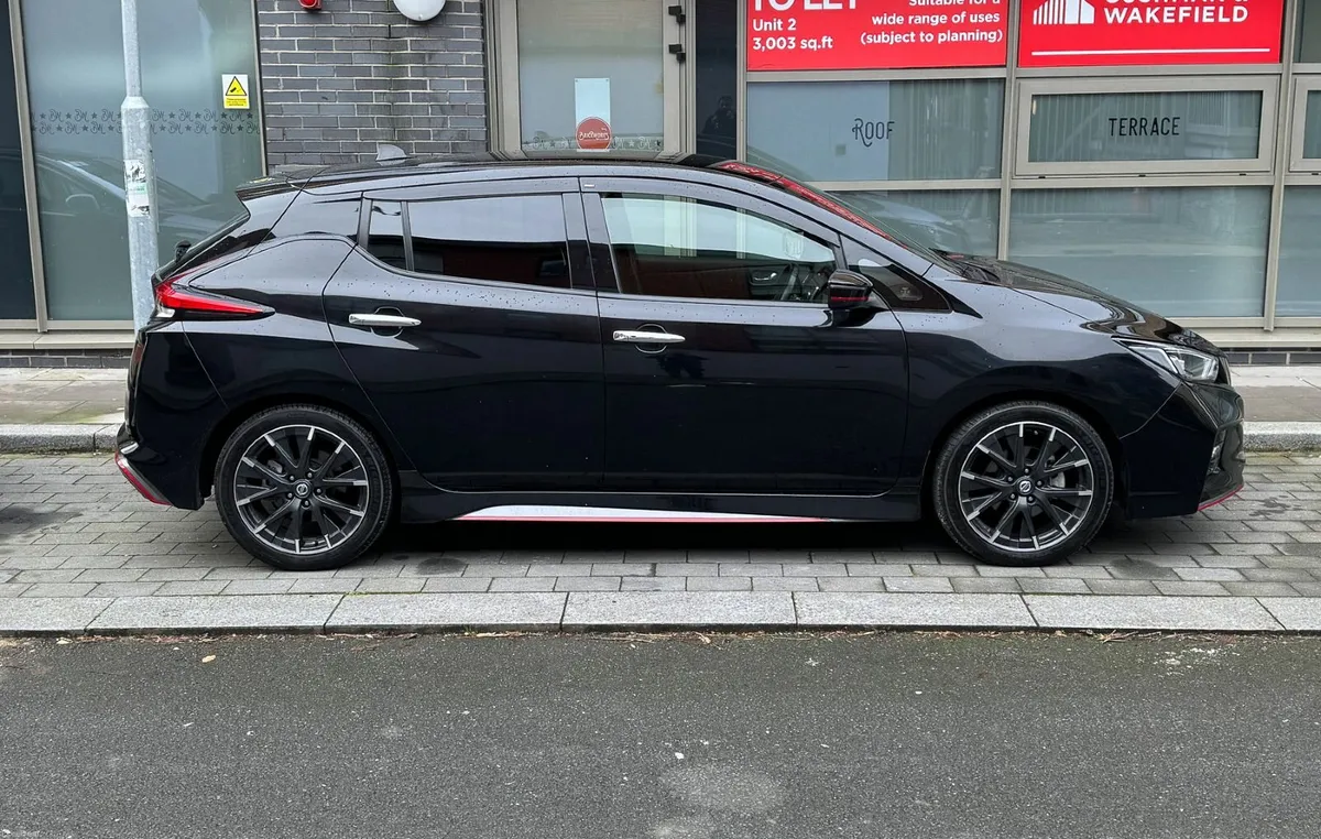 Nissan Leaf NISMO 40kWh ZE1 - Rare, 100% battery - Image 1