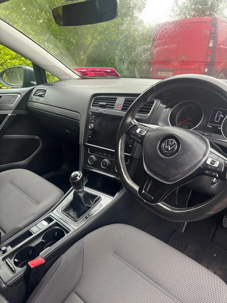 2017 Volkswagen Golf TDI - Image 4