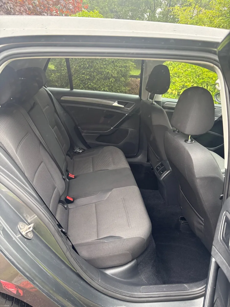 2017 Volkswagen Golf TDI - Image 3