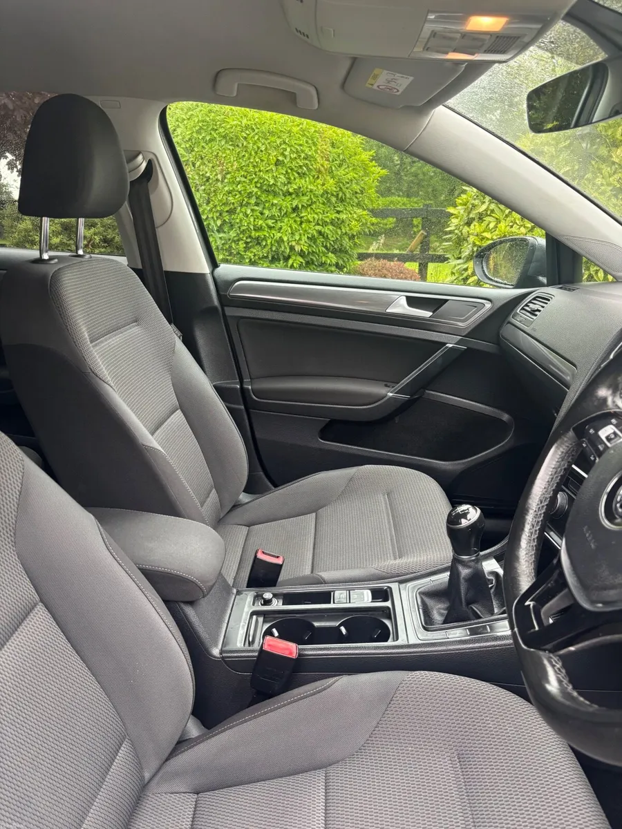 2017 Volkswagen Golf TDI - Image 6