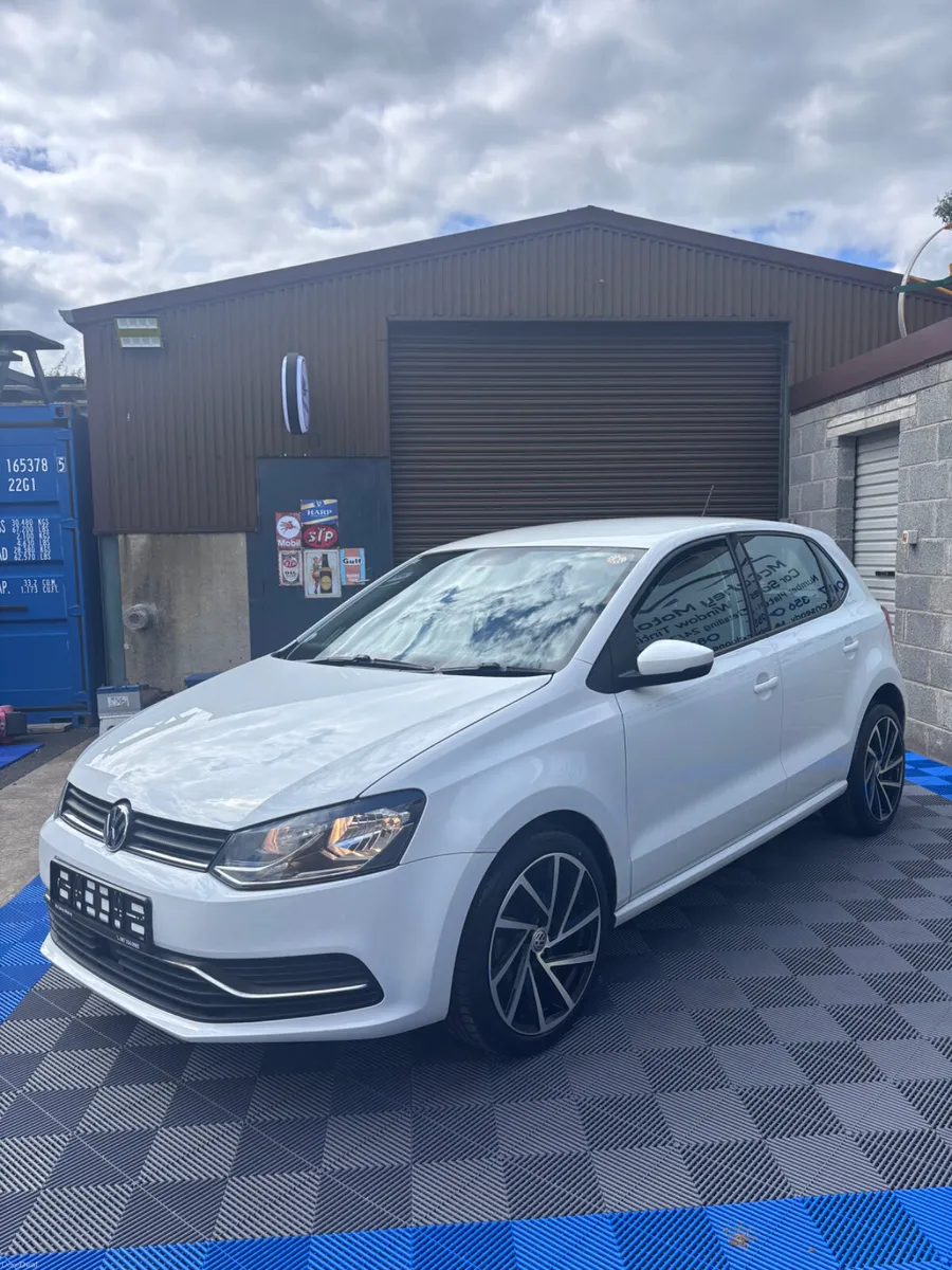Volkswagen polo - Image 3