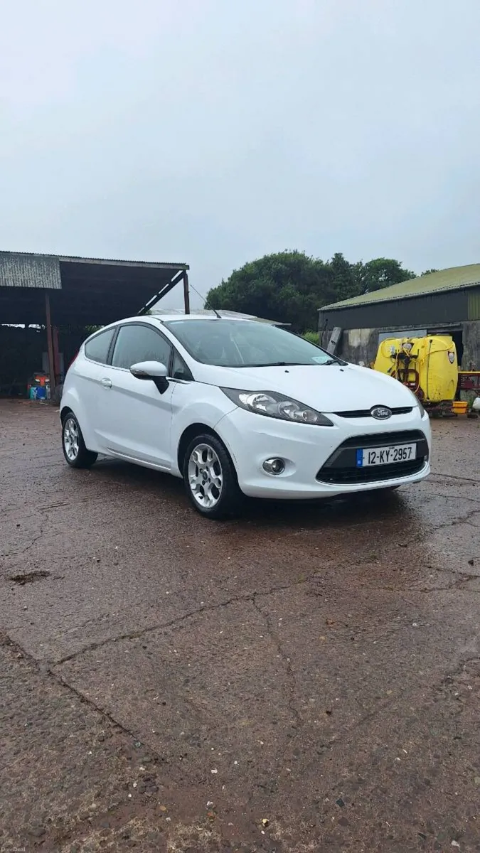 Ford Fiesta 1.2 Zetec - Image 1