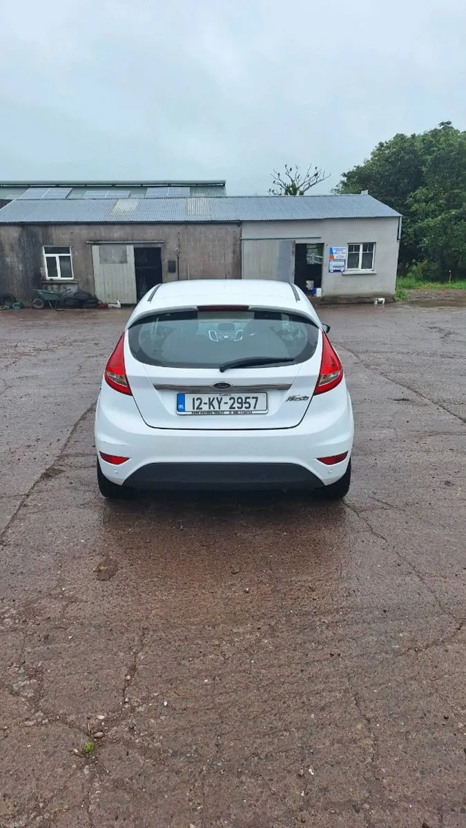 Ford Fiesta 1.2 Zetec - Image 4