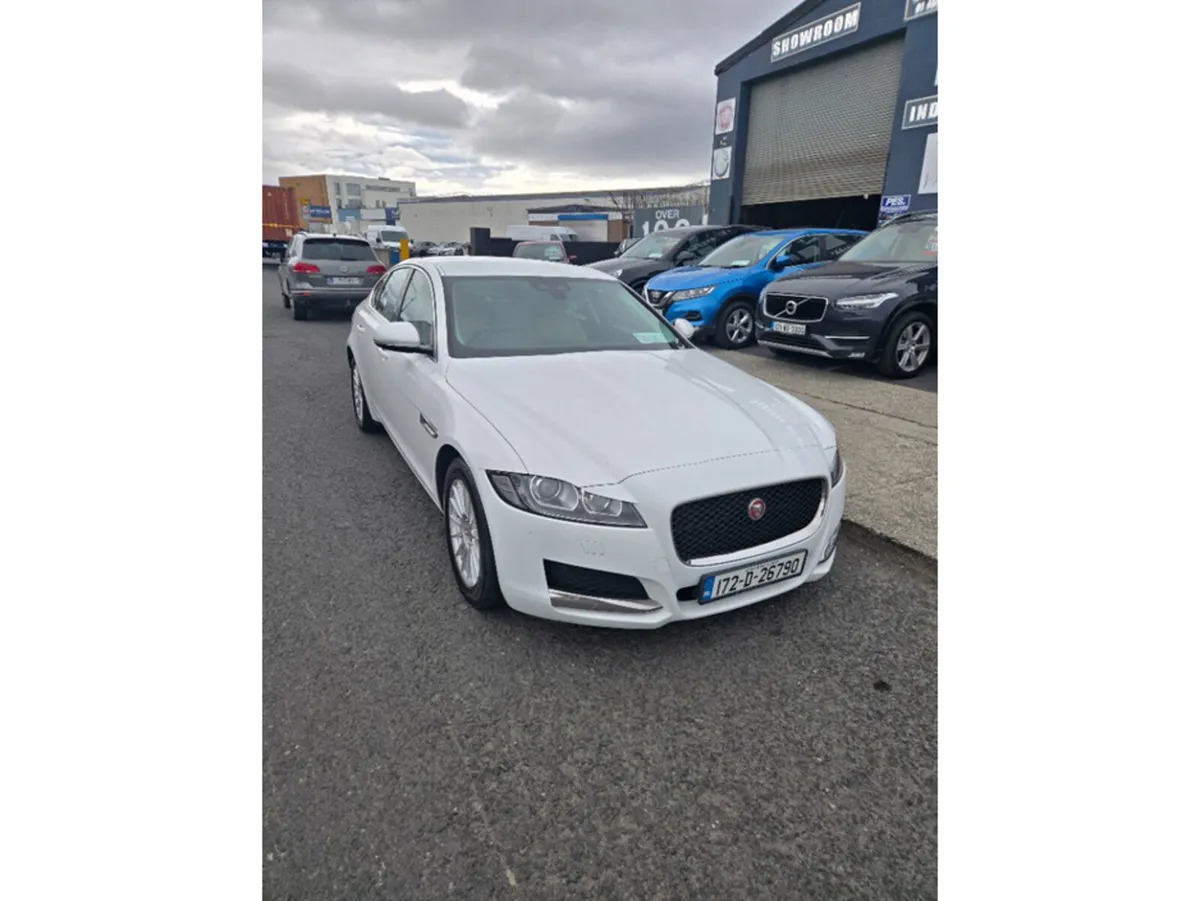 Jaguar XF 2.0 D PRESTIGE 180PS 4DR// RECENT TIMNG - Image 4