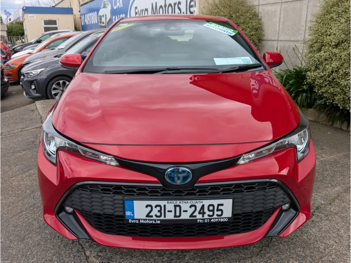 Toyota Corolla LUNA HYBRID AUTOMATIC 1.8 PETROL//L - Image 2