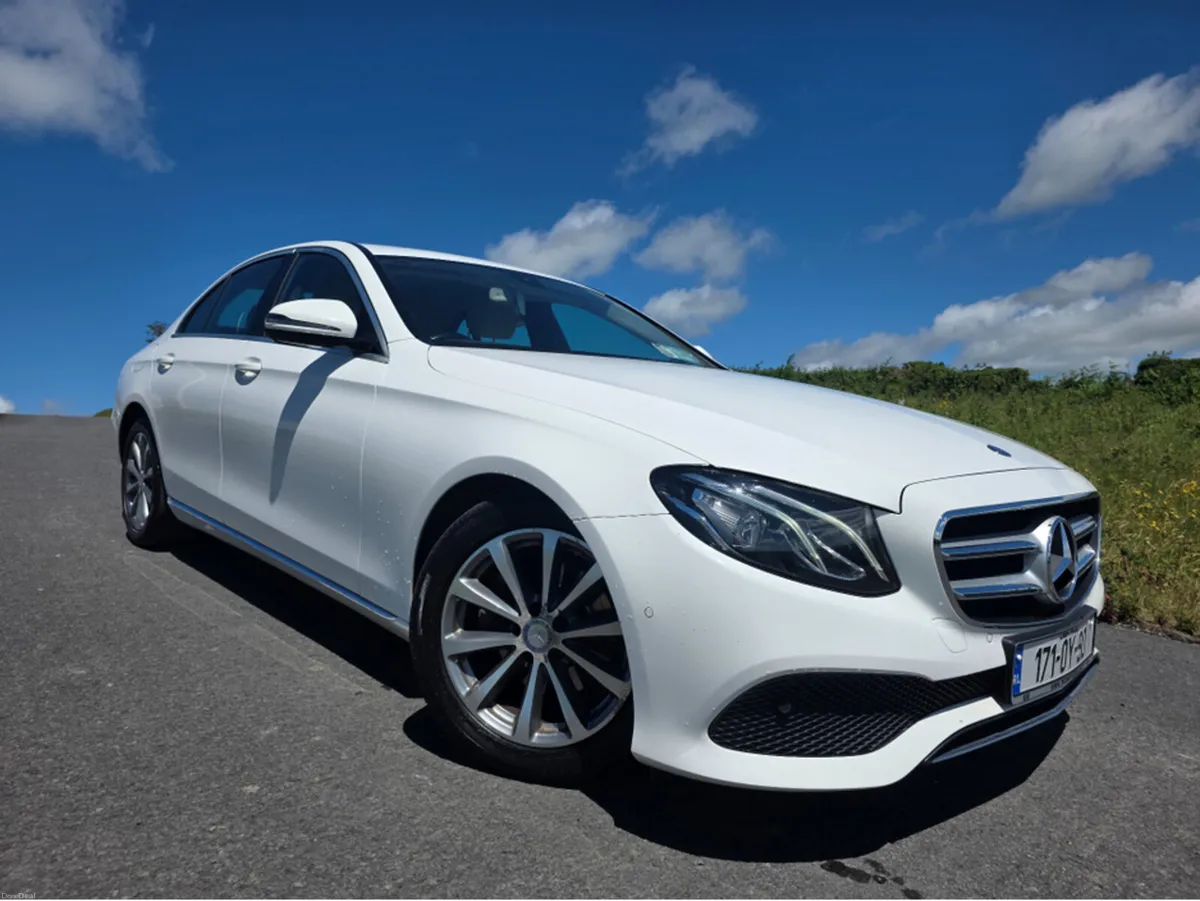 Mercedes-Benz E-Class 200 D AVANTGARDE 4DR 200D AU - Image 2