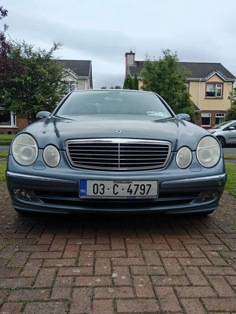 Mercedes-Benz E-Class 2003 - Image 1