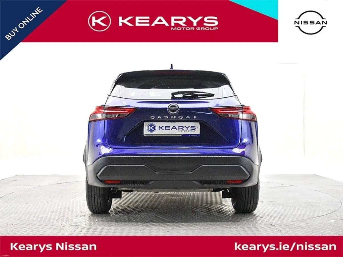Nissan Qashqai 1.3 PET MILD HYBRID SV WITH GLASS R - Image 3