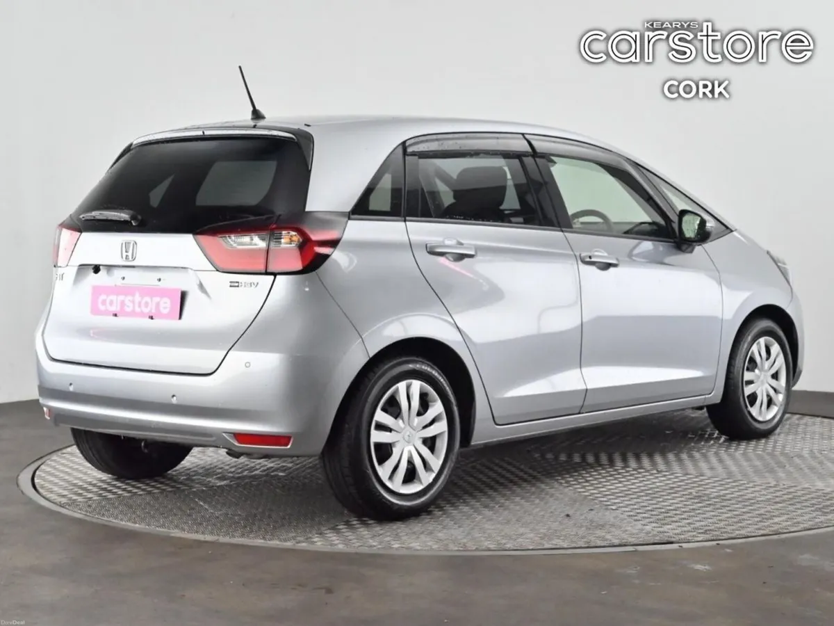Honda Fit FIT 5DR Hybrid AUTO - Image 5