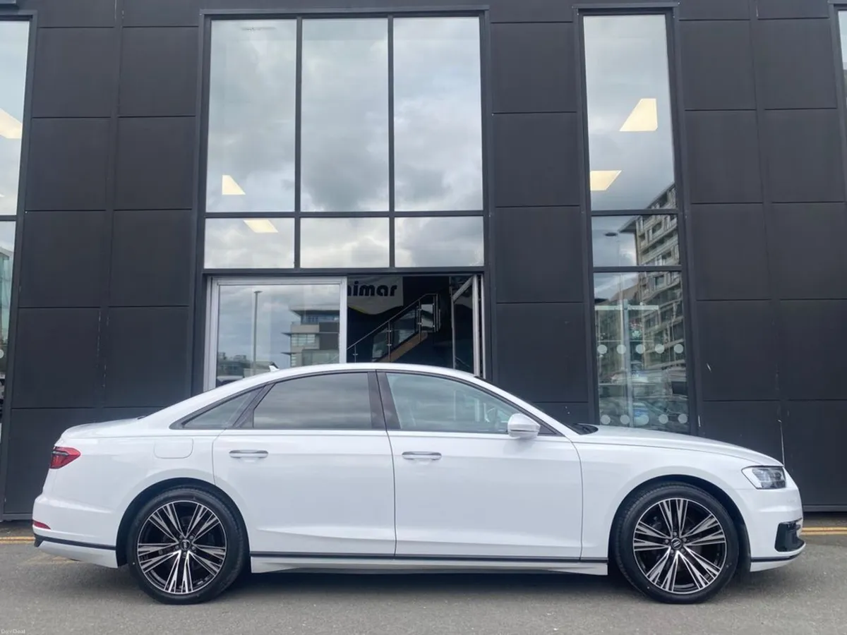 Audi A8 3.0 TDi (50) 286bhp Quattro Auto - Image 4