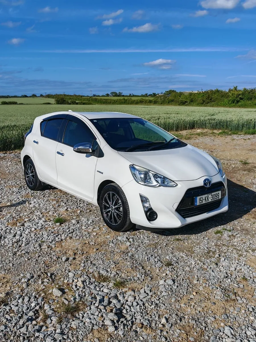 Toyota Aqua 2015 - Image 1