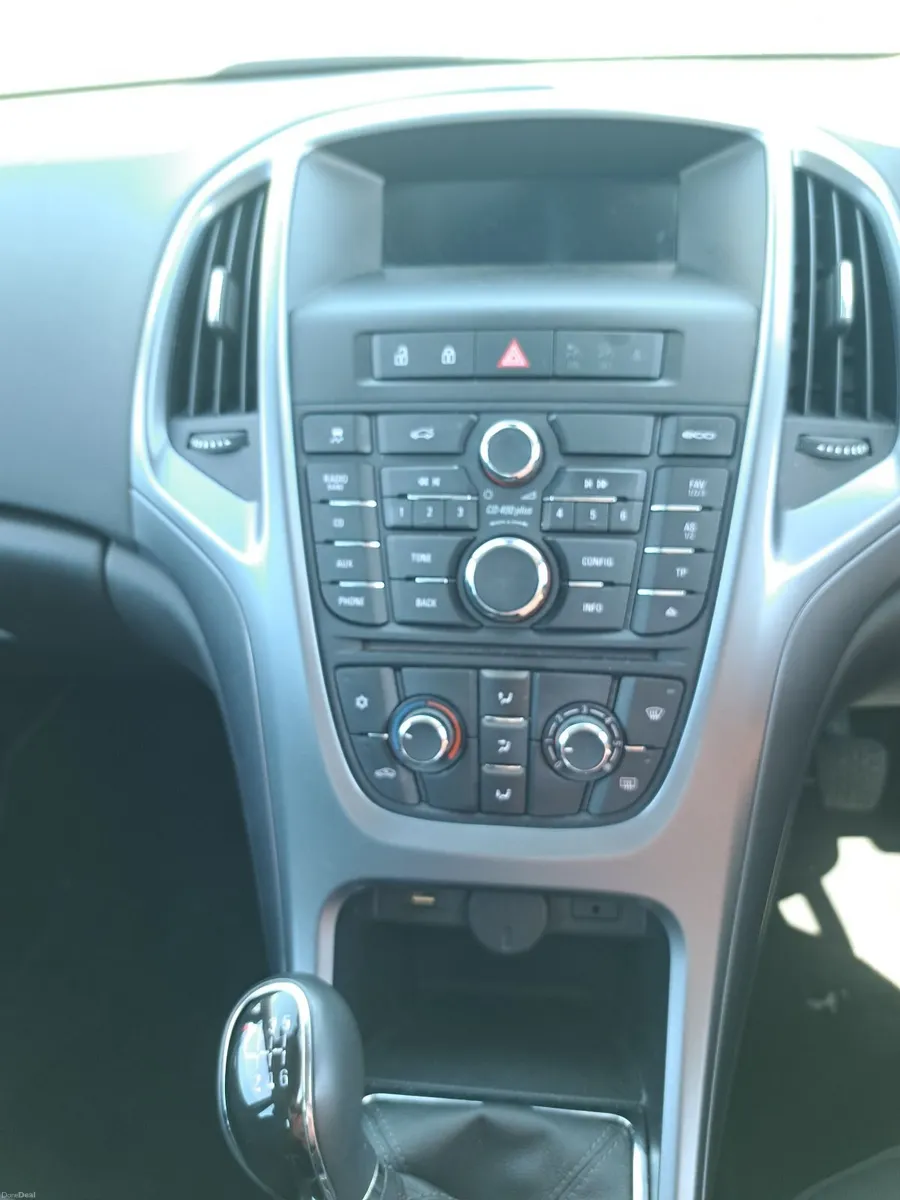 Opel Astra 2016 - Image 6