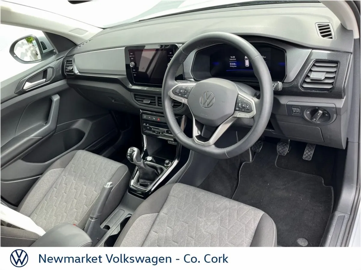 Volkswagen T-Cross LAUNCH EDITION 1.0 PETROL - Image 4
