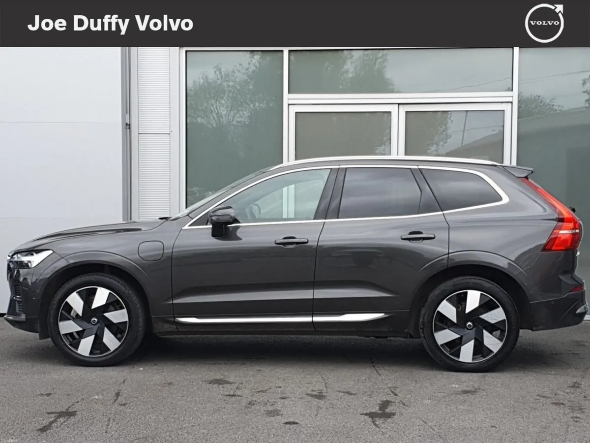 Volvo XC60 T6 Recharge PHEV 350hp AT8 Plus Bright - Image 4