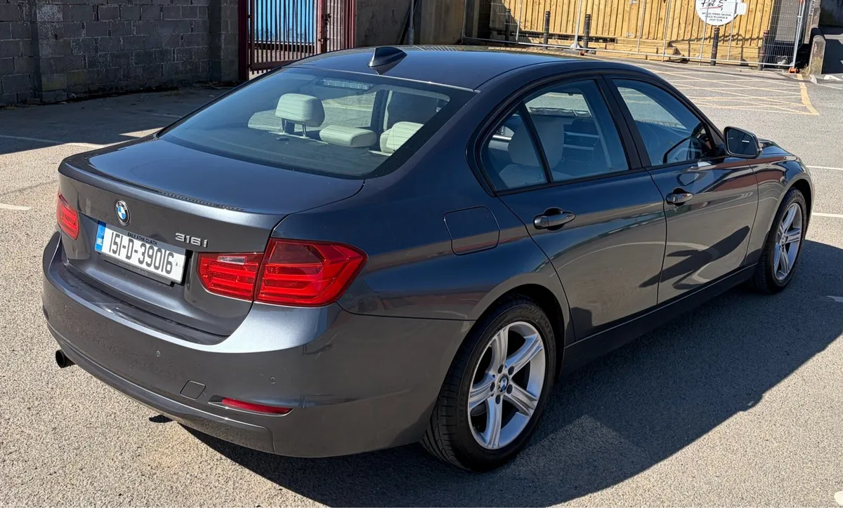 BMW 316i - Image 3
