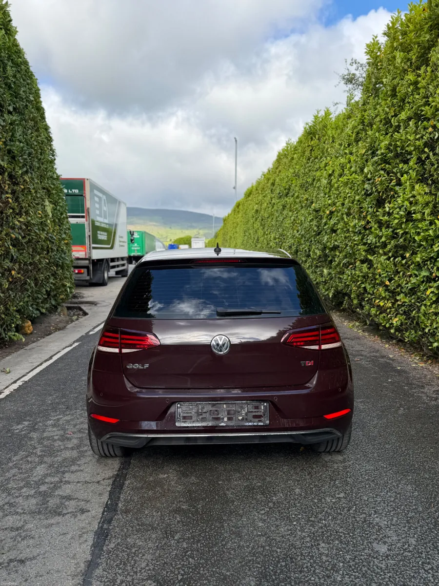 2017 VOLKSWAGEN GOLF 1.6 TDI - Image 6
