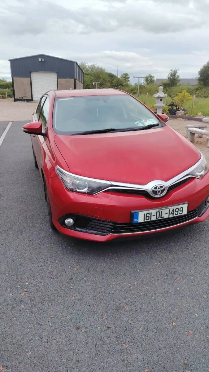 Toyota auris - Image 1