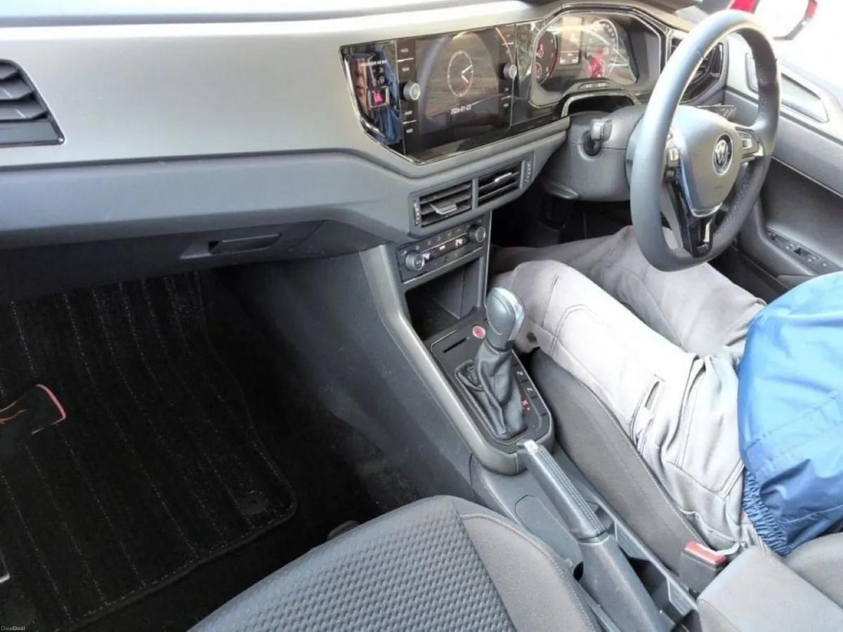 Volkswagen Polo 1.0 TSI COMFORT LINE AUTOMATIC - F - Image 3