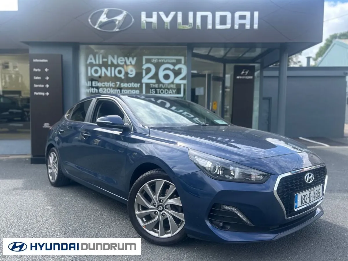 Hyundai i30 i 30 Fastback 5DR - Image 1