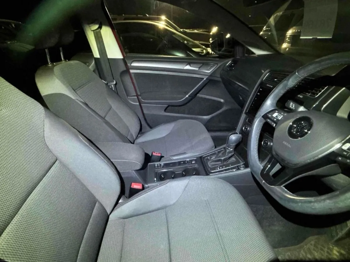Volkswagen Golf 1.2 TSI COMFORT LINE TECH EDITION - Image 3