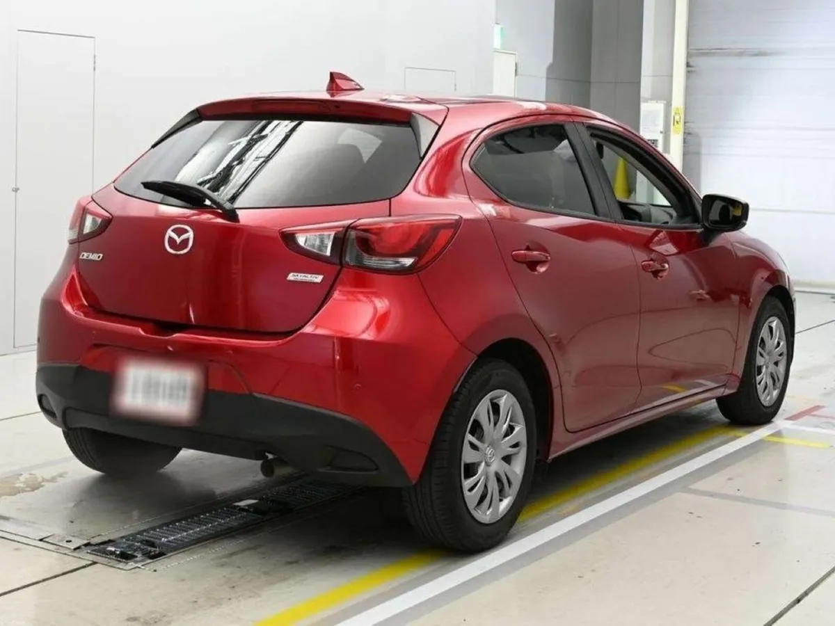Mazda Demio 1.5 AUTOMATIC - HEATED SEAT - LED HEAD - Image 2