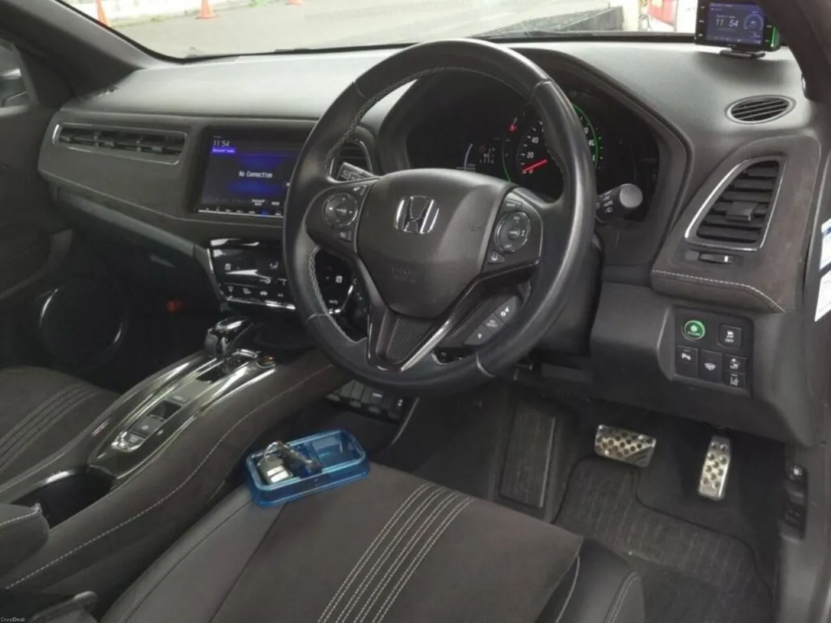 Honda Vezel 1.5 HYBRID AUTOMATIC - RS EDITION - FA - Image 3