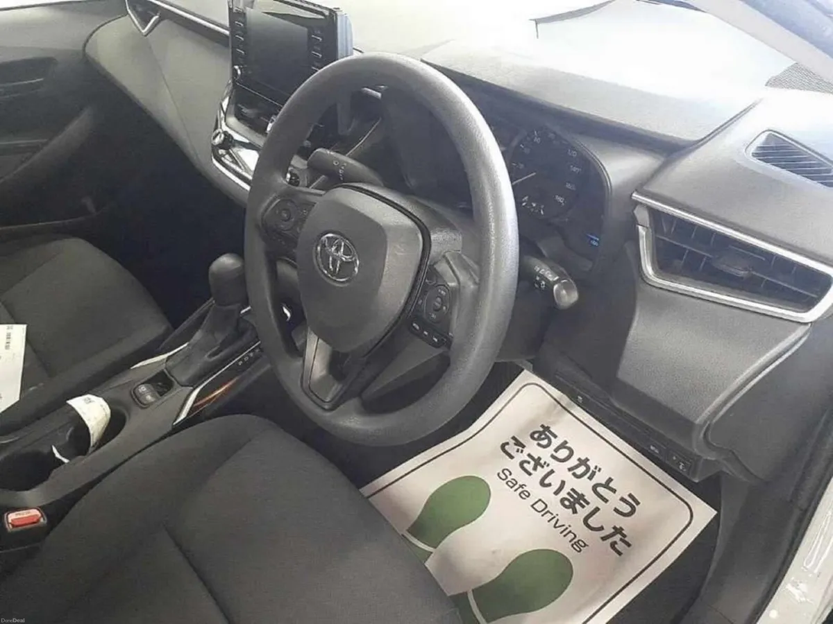 Toyota Corolla 1.8 HYBRID AUTOMATIC - CRUISE CONTR - Image 3
