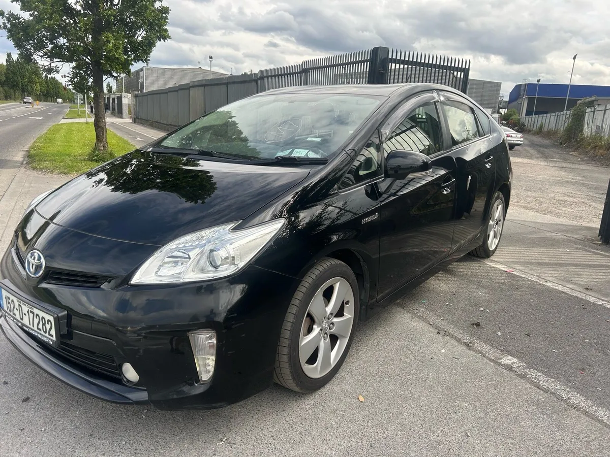 2015 Prius - Image 4