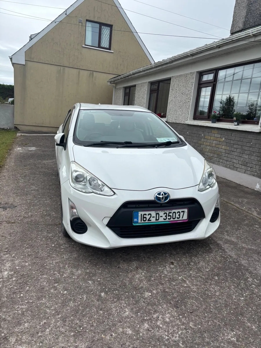 Toyota Aqua 2016 - Image 4