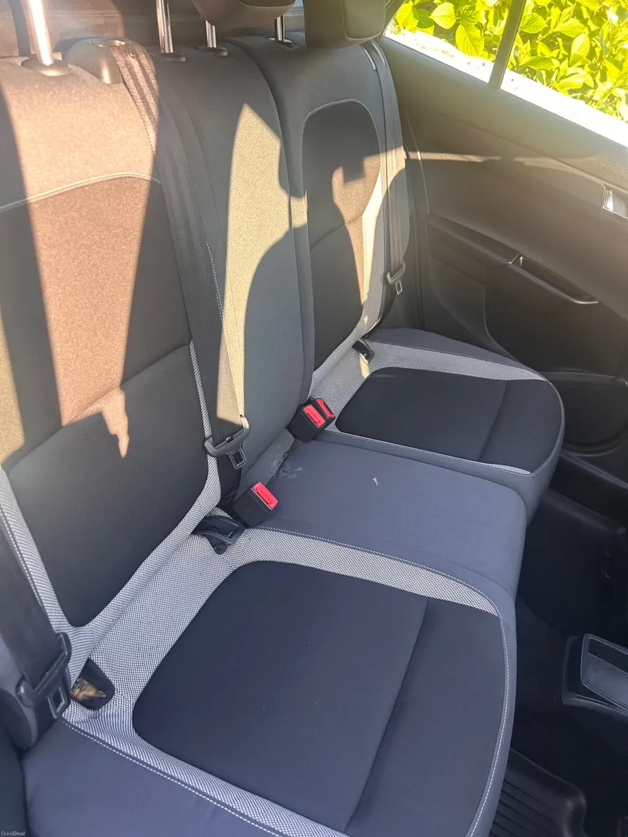 Skoda Fabia 2015 - Image 3