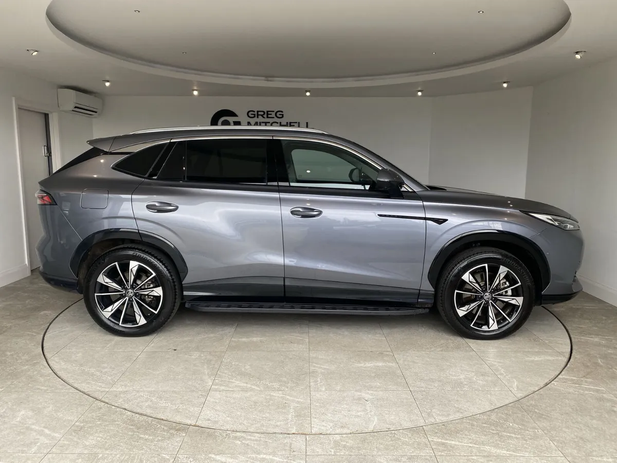 MG HS 2025 - Image 4
