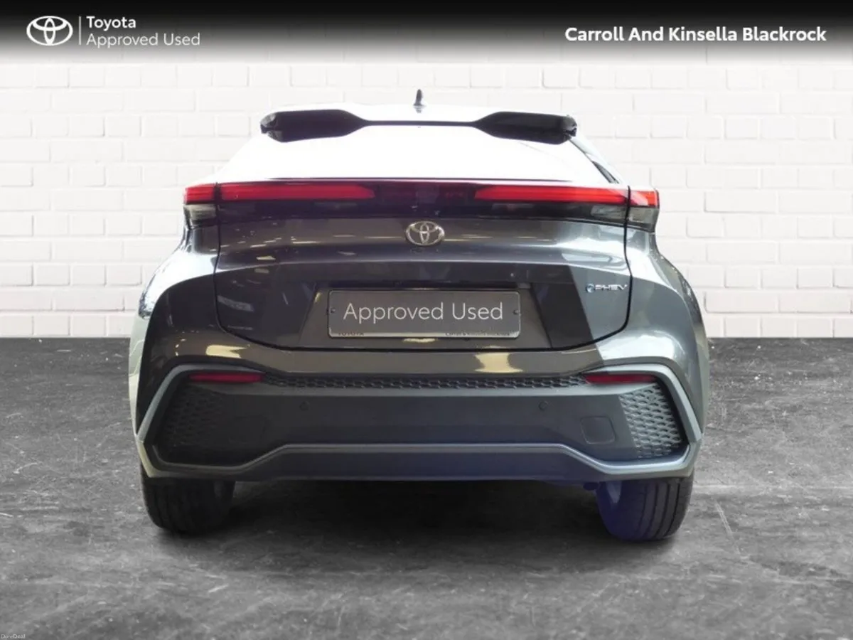 Toyota C-HR Phev Sport - Image 4