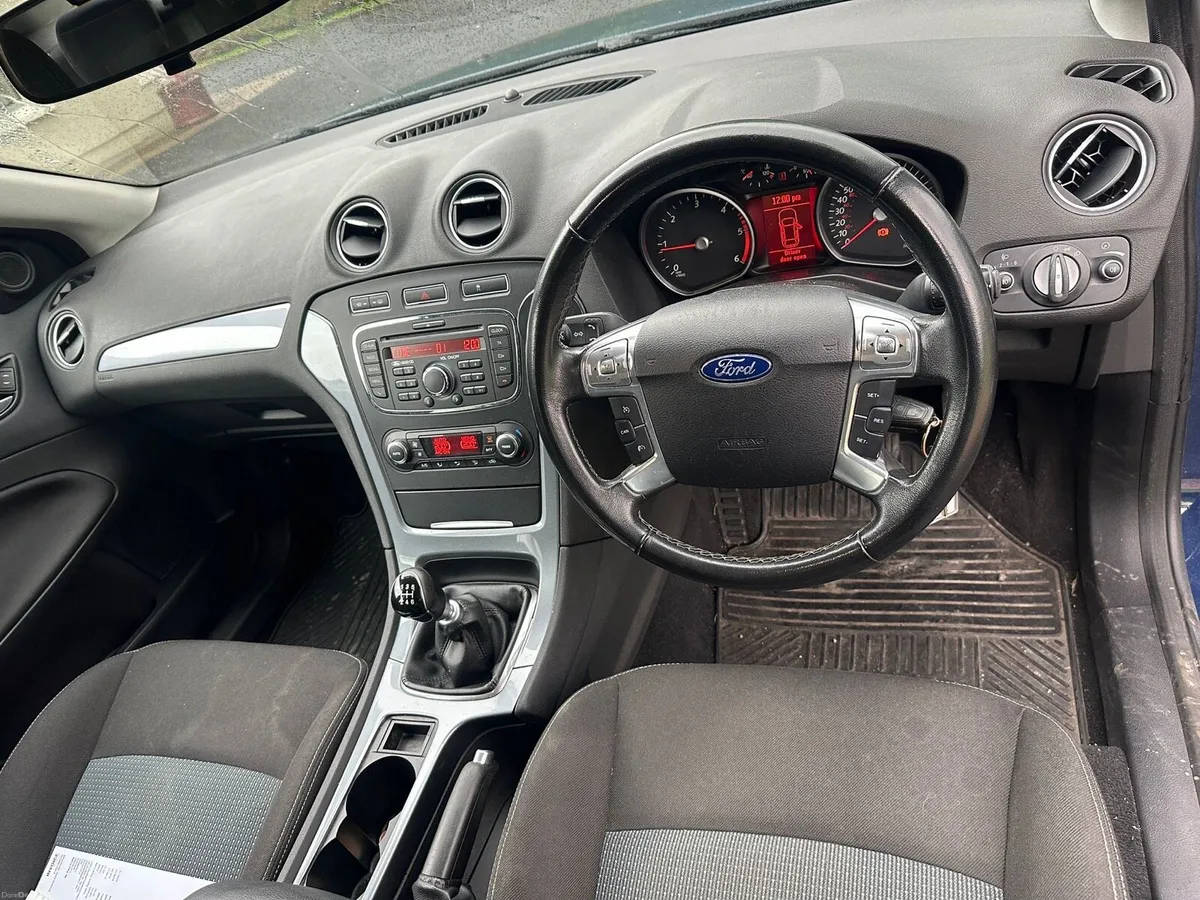 Ford Mondeo - Image 4