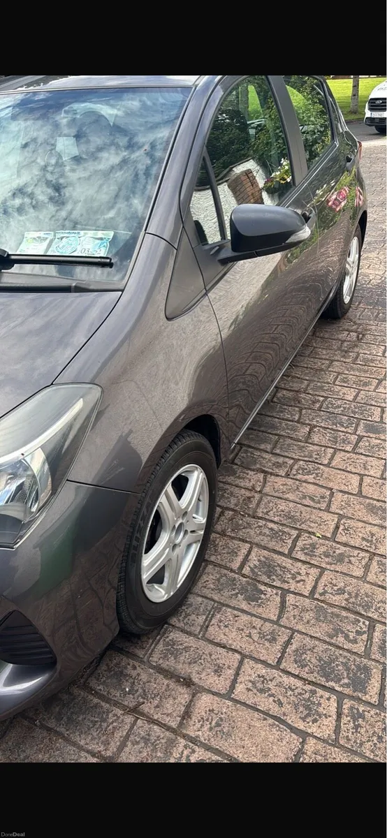Toyota Yaris - Image 1