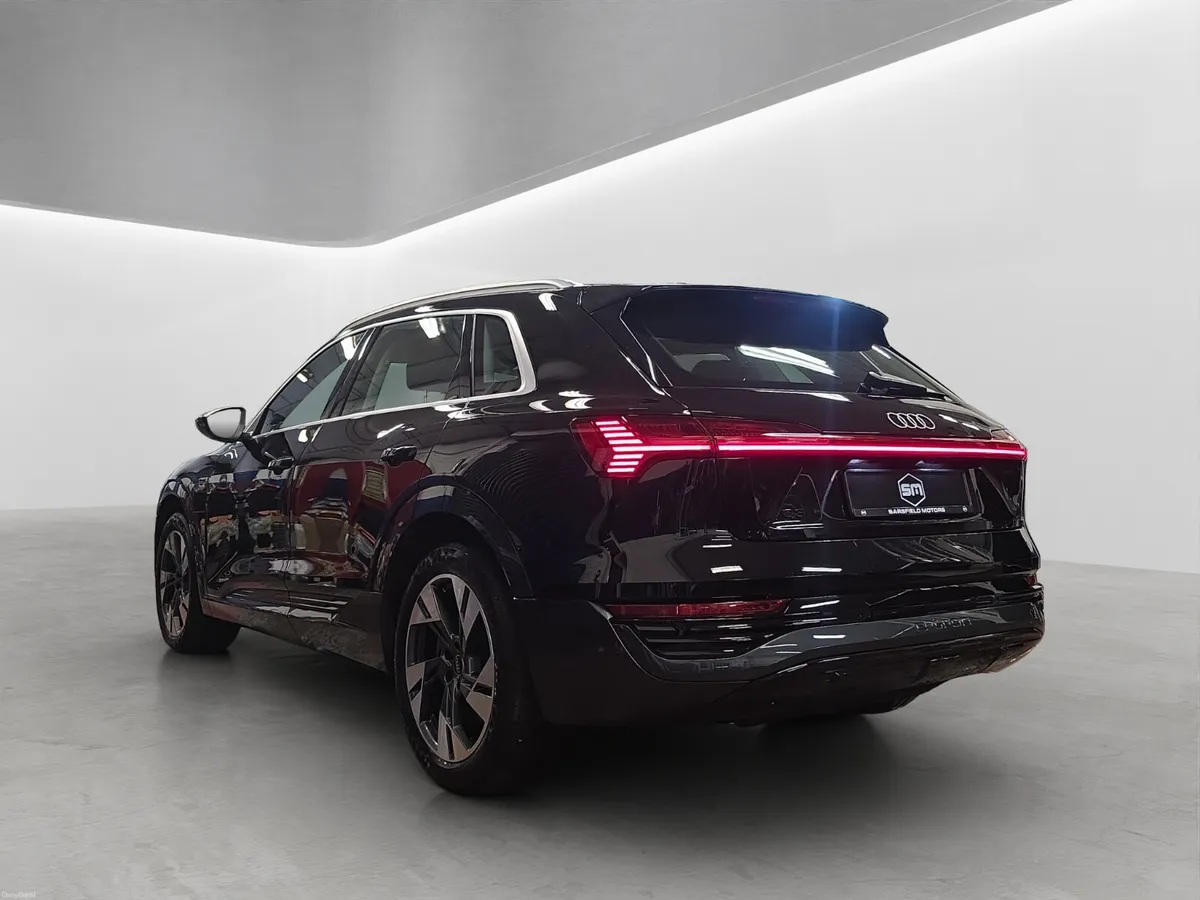 2023 AUDI Q8 E-TRON SPORT QUATTRO - Image 4