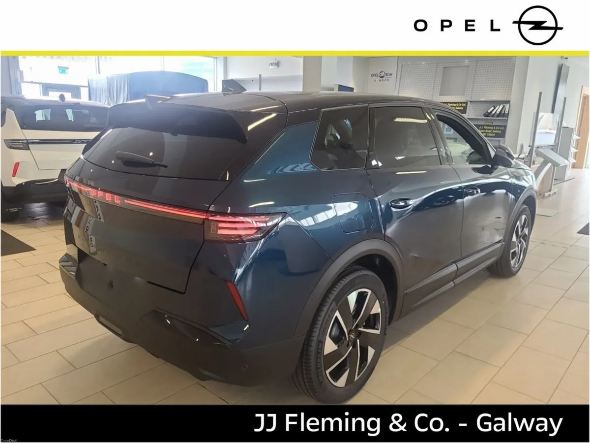 Opel Grandland GS Hybrid 1.2 136hp Automatic - Image 4